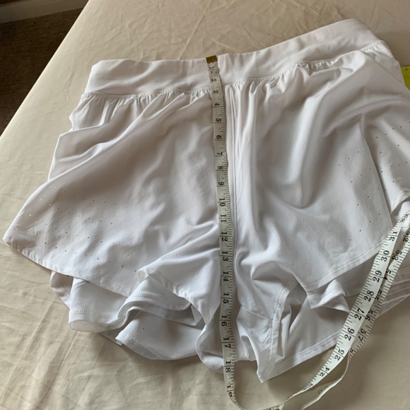 All in Motion True White Double Layer Stretch Active Run Shorts XXL NWT - Picture 9 of 10